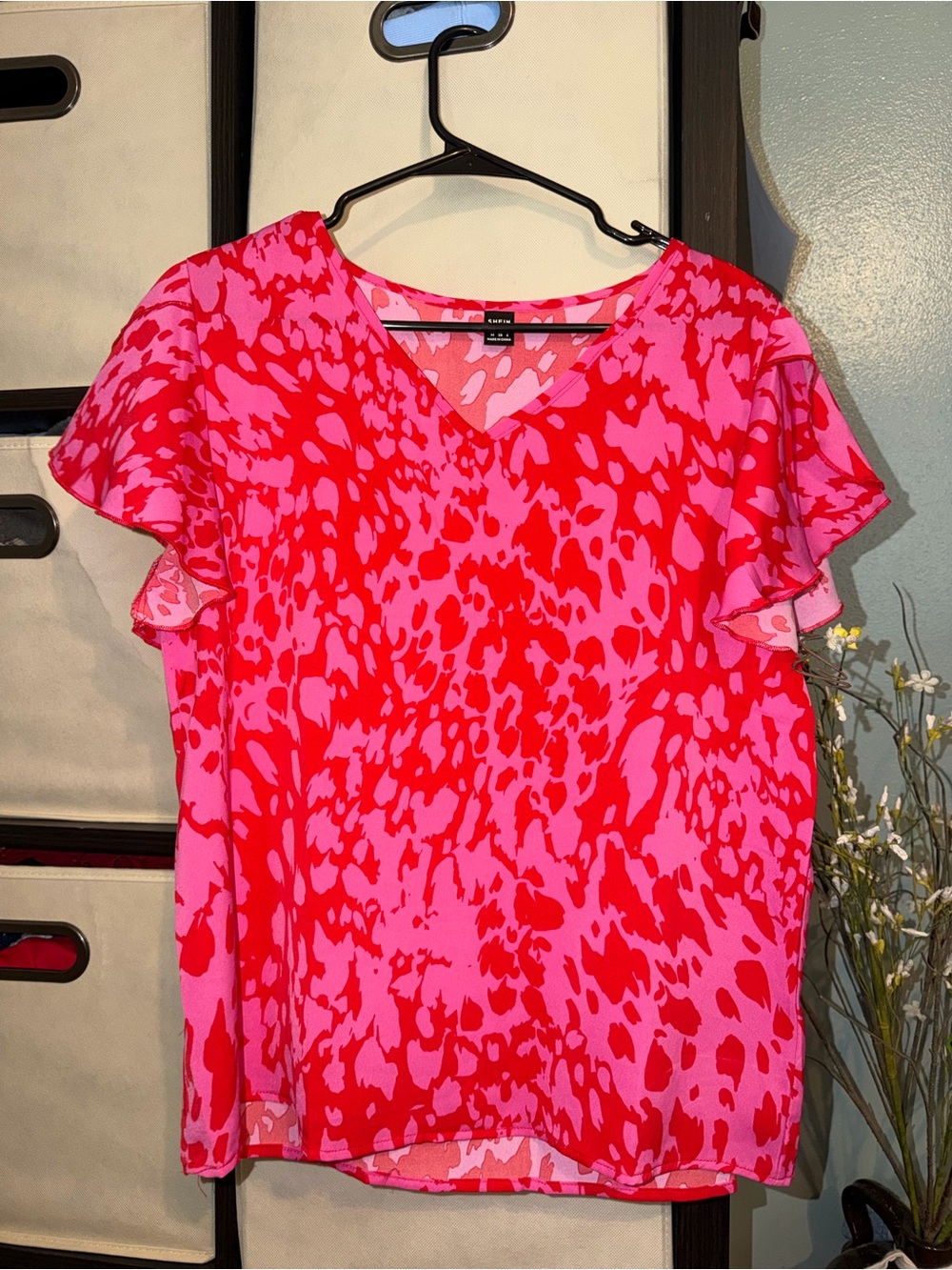 SHEIN Pink & Red V-Neck Flutter Sleeve Blouse
